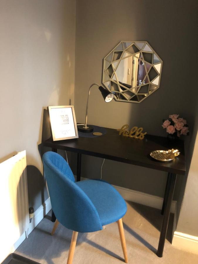 3. Stylish Private Double Room Near Manchester City Centre Exterior photo