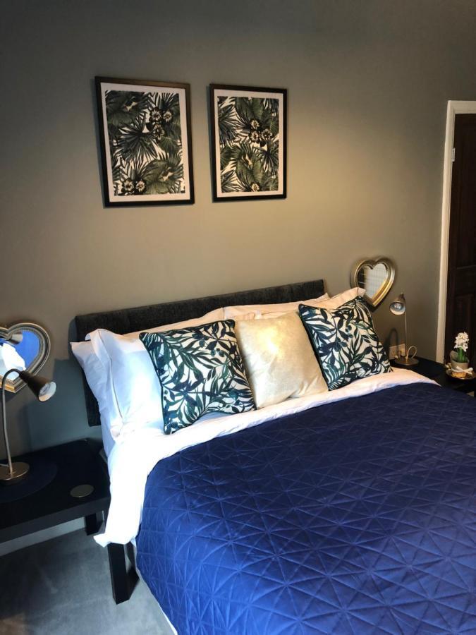 3. Stylish Private Double Room Near Manchester City Centre Exterior photo