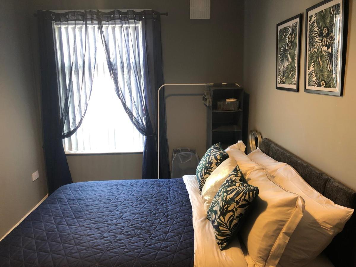 3. Stylish Private Double Room Near Manchester City Centre Exterior photo