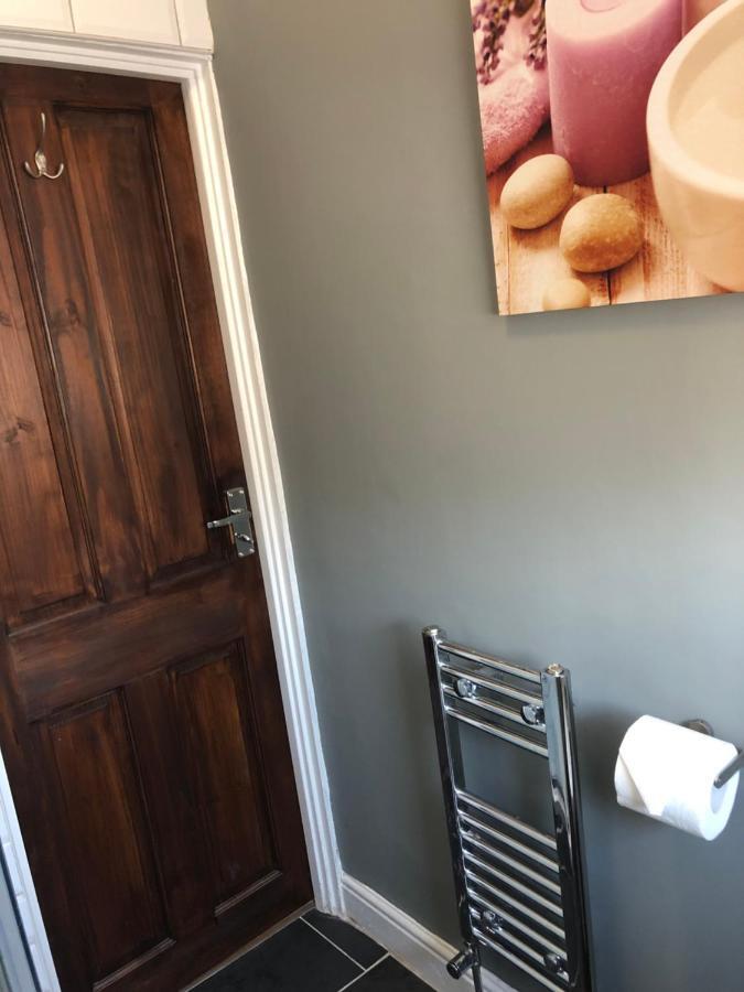 3. Stylish Private Double Room Near Manchester City Centre Exterior photo