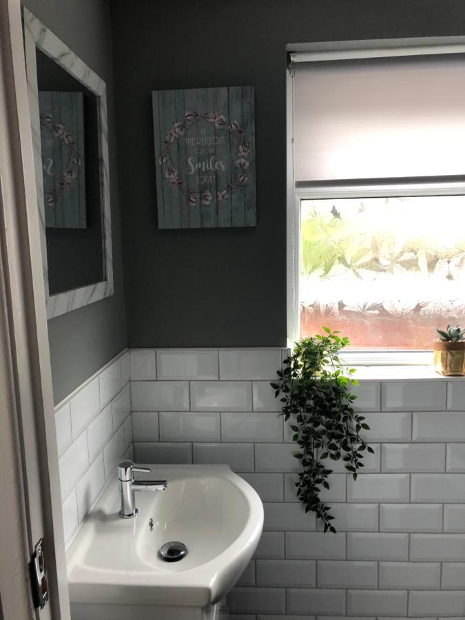 3. Stylish Private Double Room Near Manchester City Centre Exterior photo