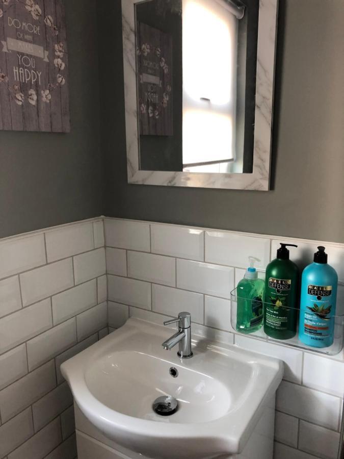 3. Stylish Private Double Room Near Manchester City Centre Exterior photo