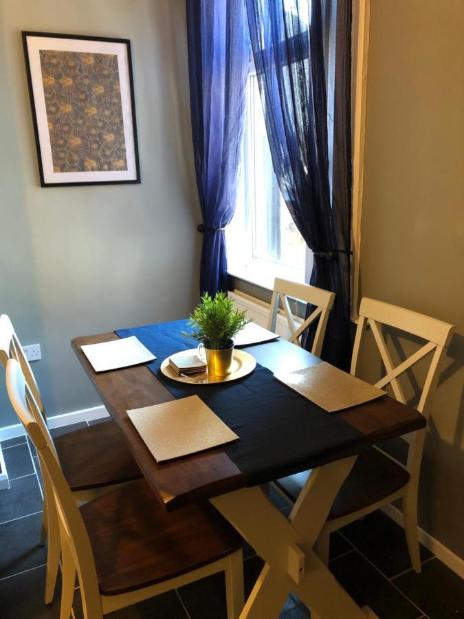 3. Stylish Private Double Room Near Manchester City Centre Exterior photo